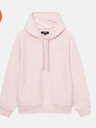 ستوسي الكويت واستراتيجيات التسويق الشامل: تجربة المستهلك مع العلامة في السوق المحلي